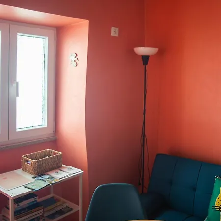 Ninho Na Estrela - Tiny House De Pedra Na Serra Da Estrela Nyaraló *