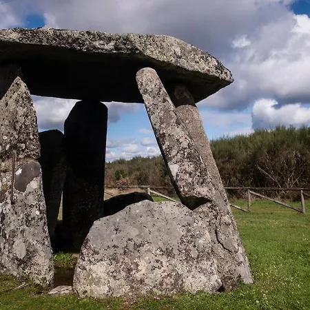 Nyaraló Ninho Na Estrela - Tiny House De Pedra Na Serra Da Estrela *